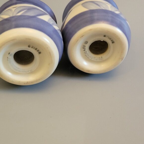 Pfaltzgraff Villa Flora Blue & White Leaf Salt & Pepper Shaker Set - Picture 4 of 6